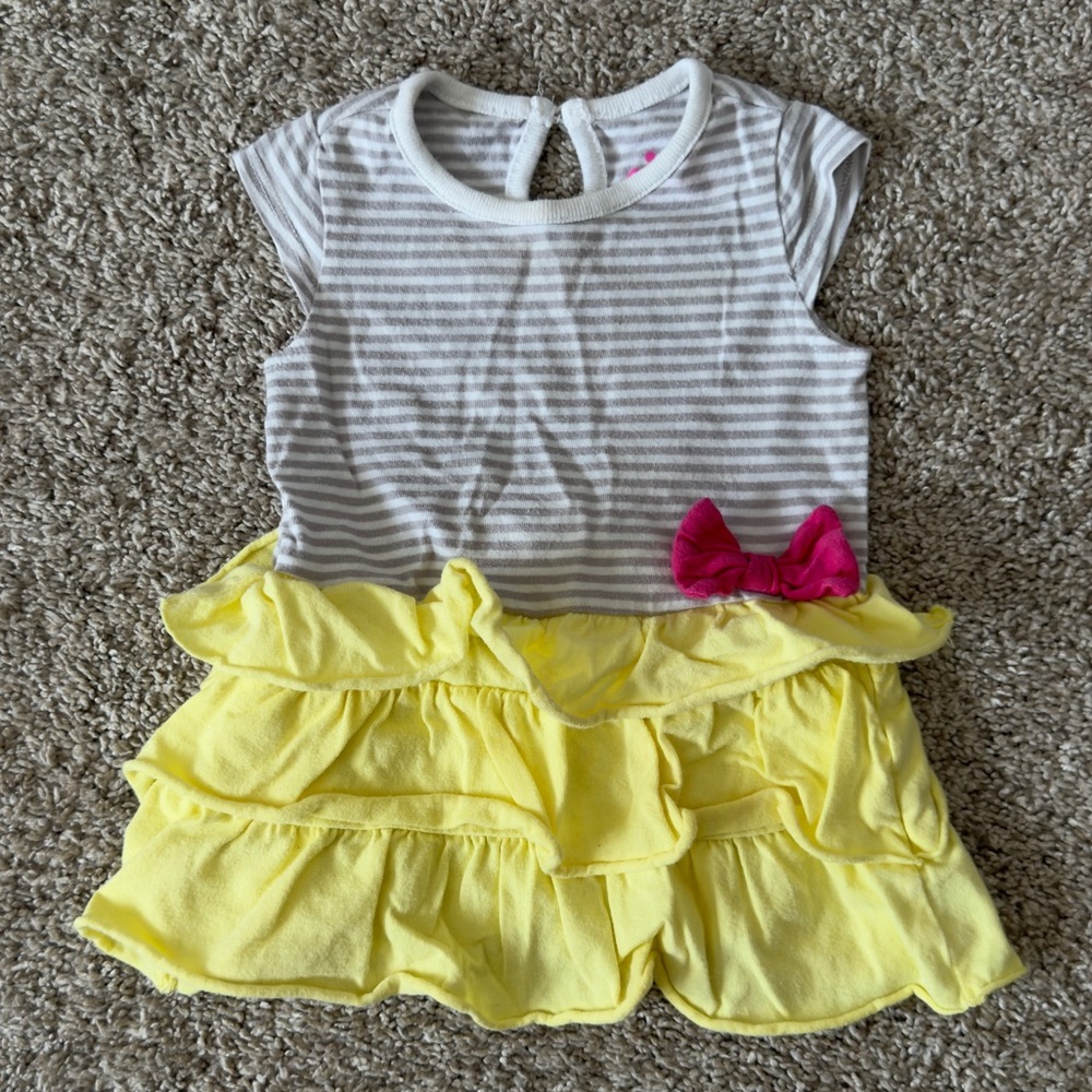 Circo baby girls Striped Gray and Yellow Ruffle dress size 6 months